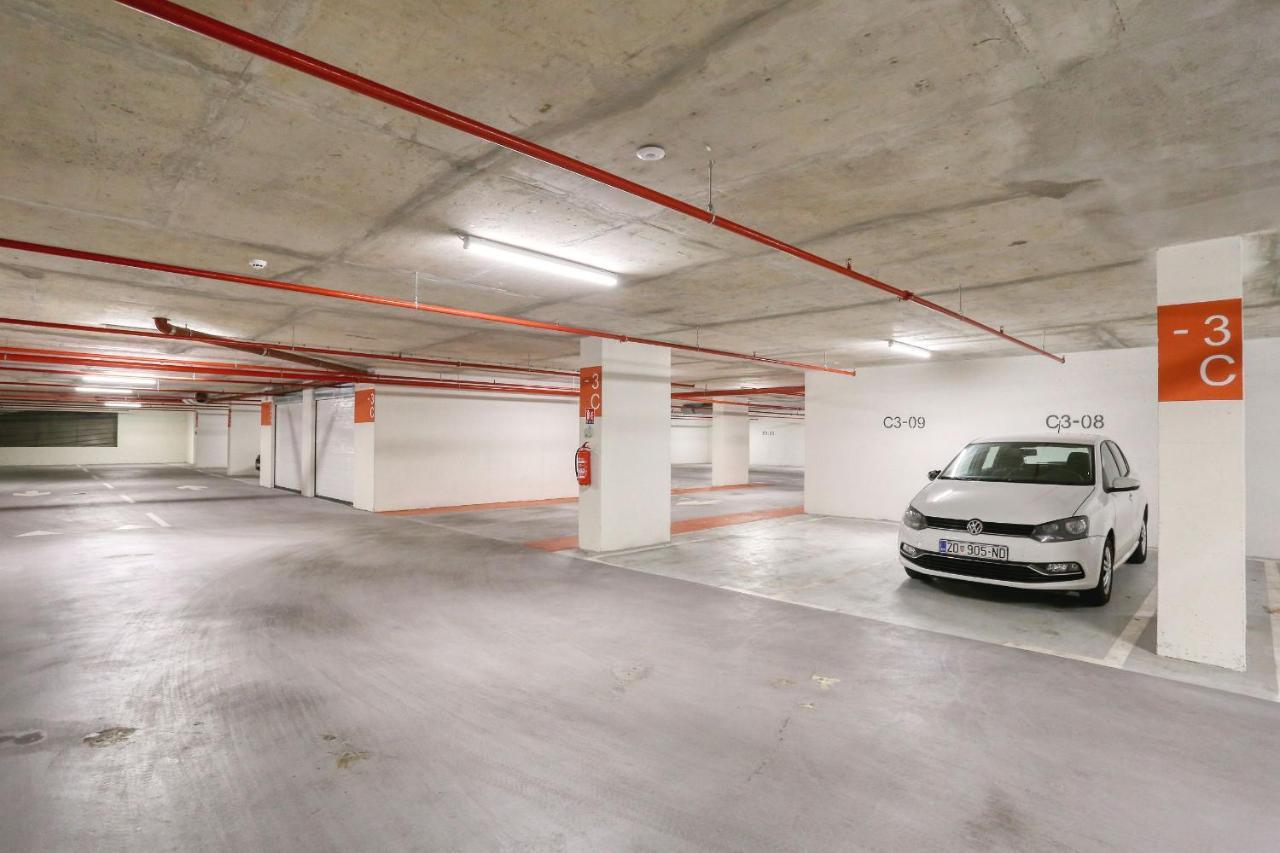 Apartments Luna With Free Parking Zadar Exterior photo