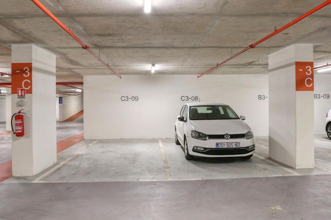 Apartments Luna With Free Parking Zadar Exterior photo